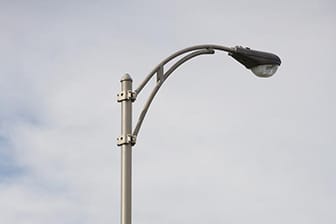 str_streetlights_webtile_336x224_jan2019.jpg