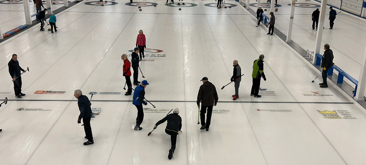 curlers on ice
