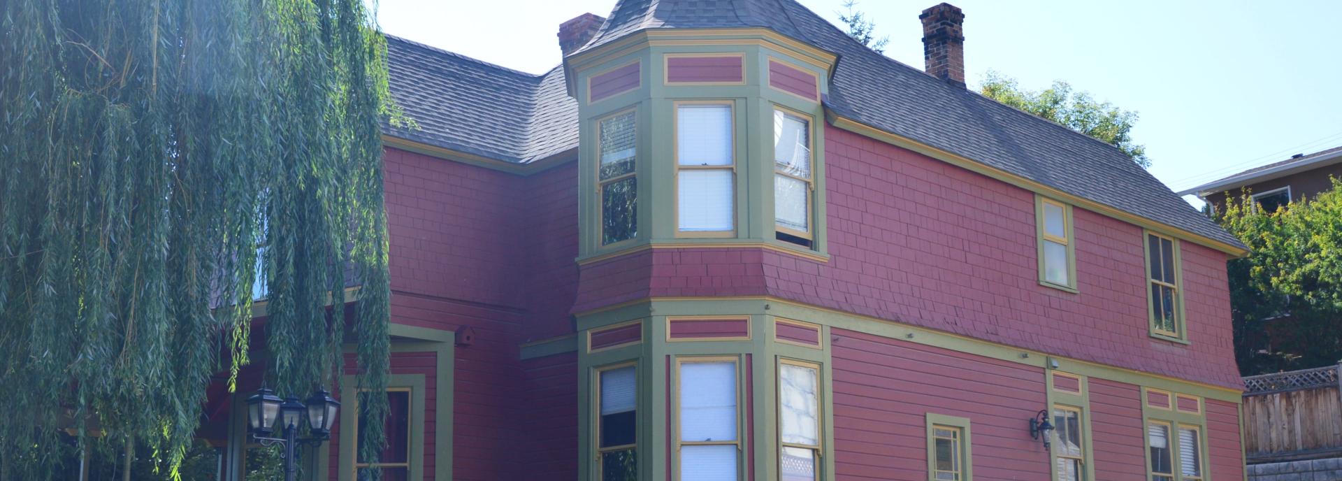 215_seymour_st_w.jpg