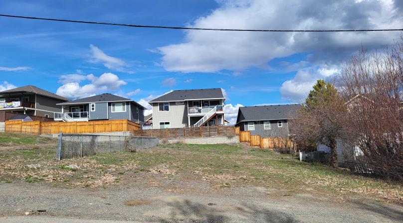 bare lot for sale on Alpine Terrace