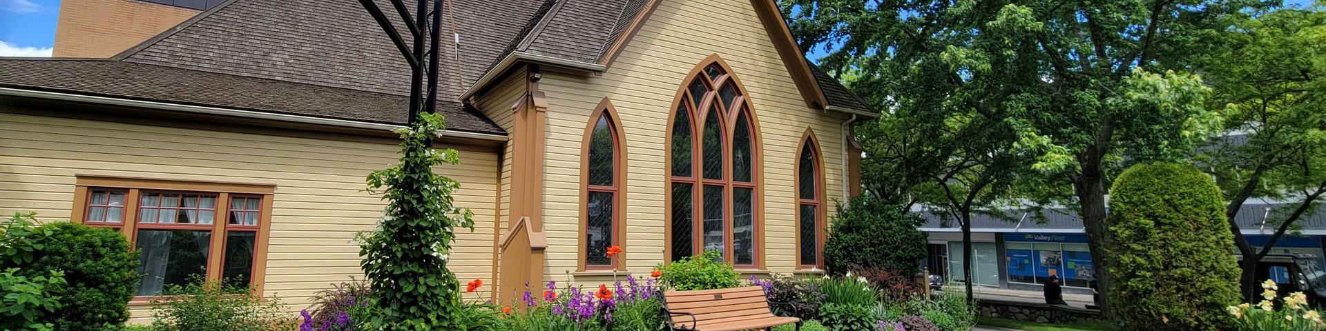 exterior of St. Andrews on the Square